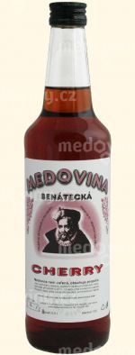 Medovina Benátecká Cherry 13% 0,5l